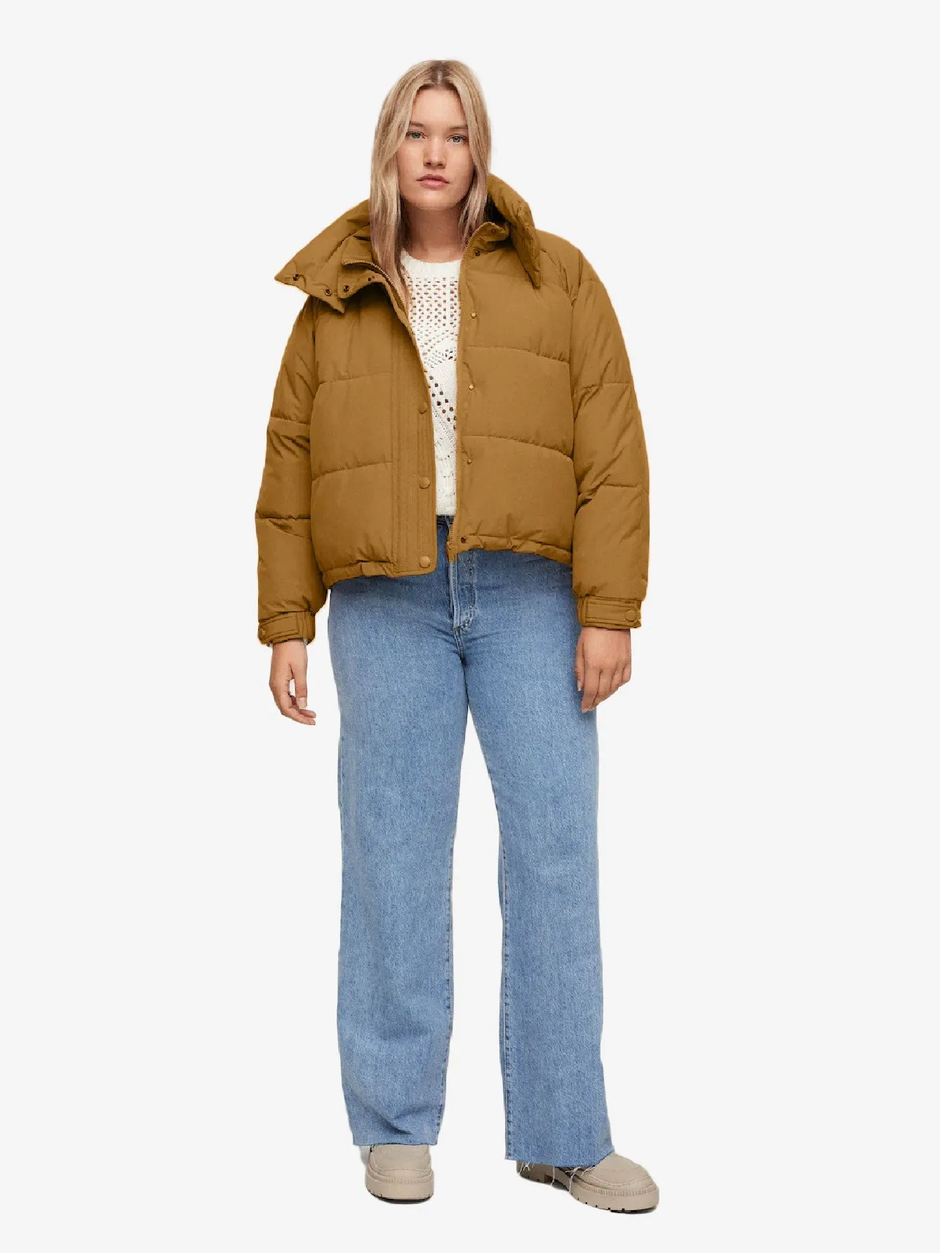 Buttoned Solid Zip Up Quilted Jacket