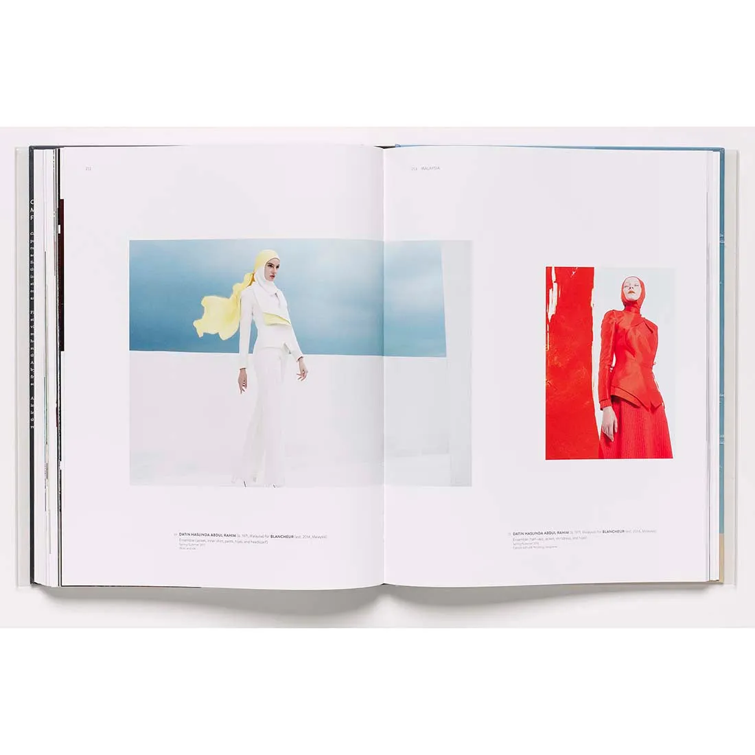 Contemporary Muslim Fashions (Paperback)
