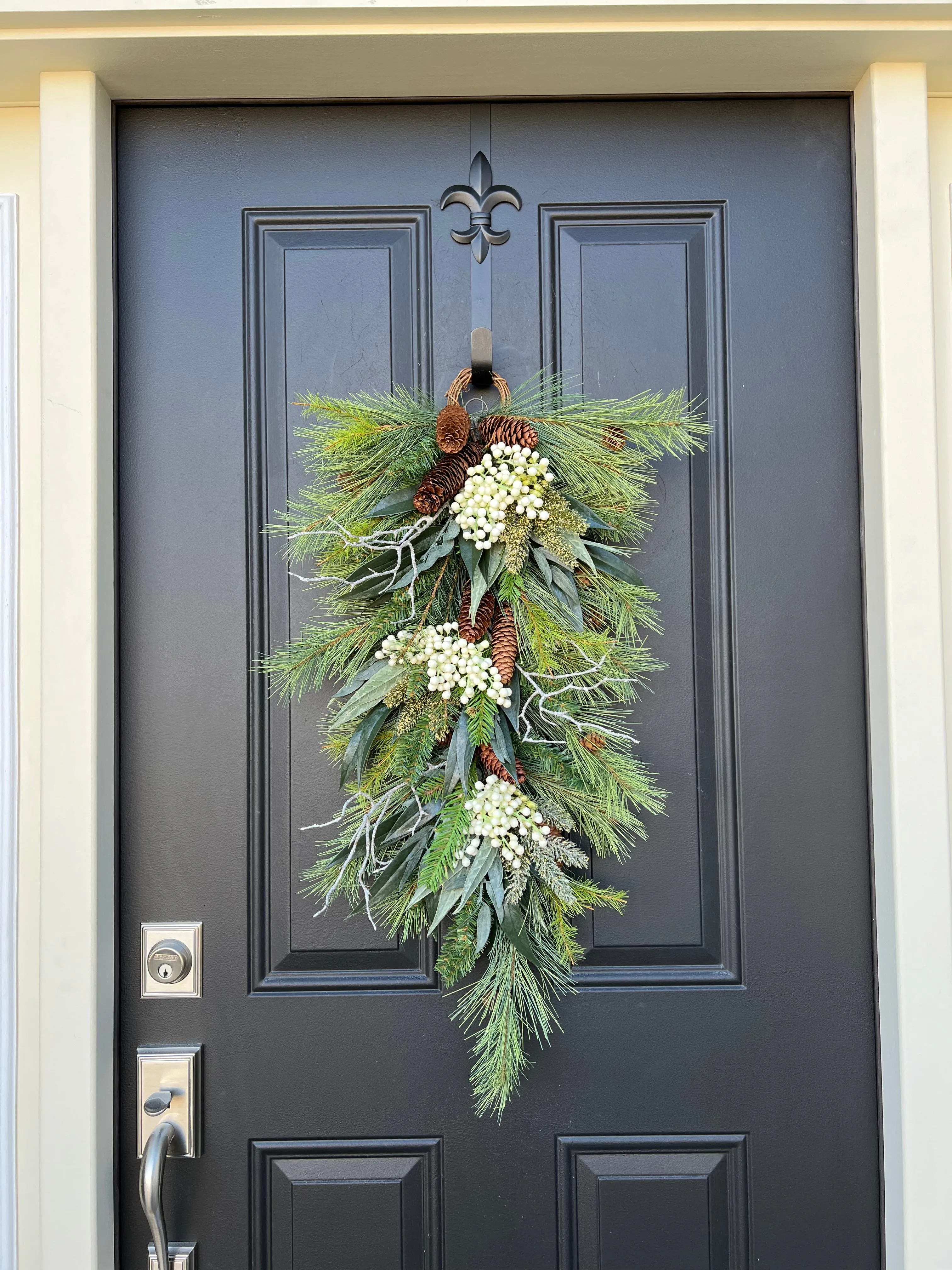 Country Christmas Teardrop Swag Wreath for the Winter Season