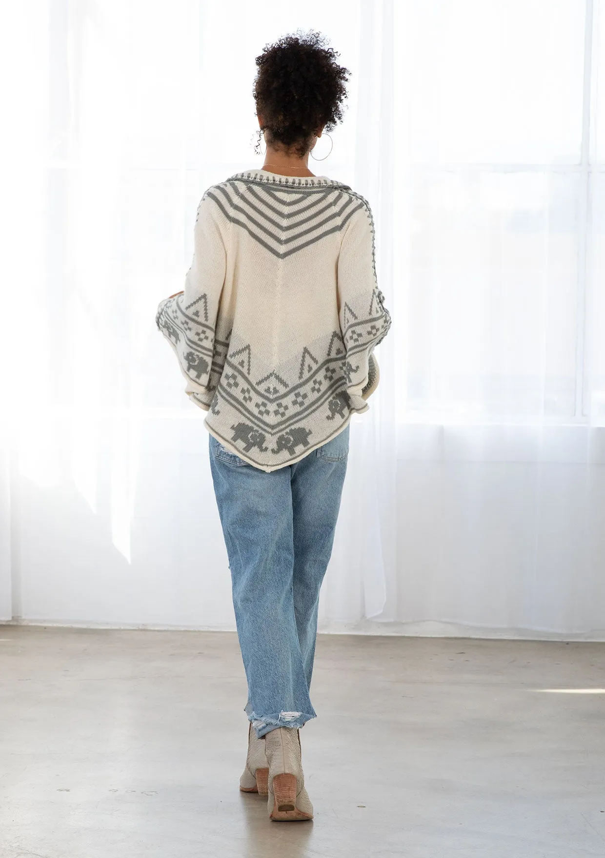 Cozy Western Patterned Pullover Poncho