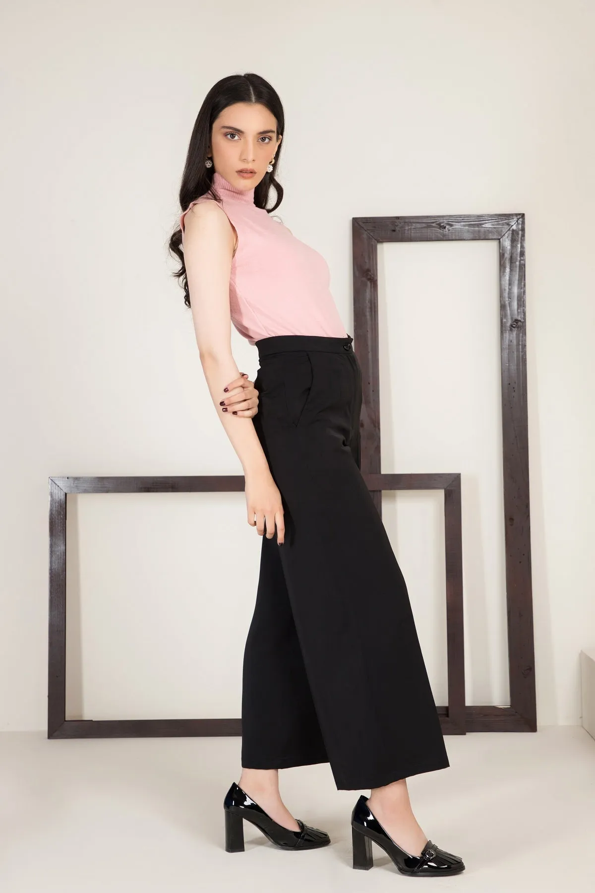 Liara Highneck Sleeveless Sweater Pink