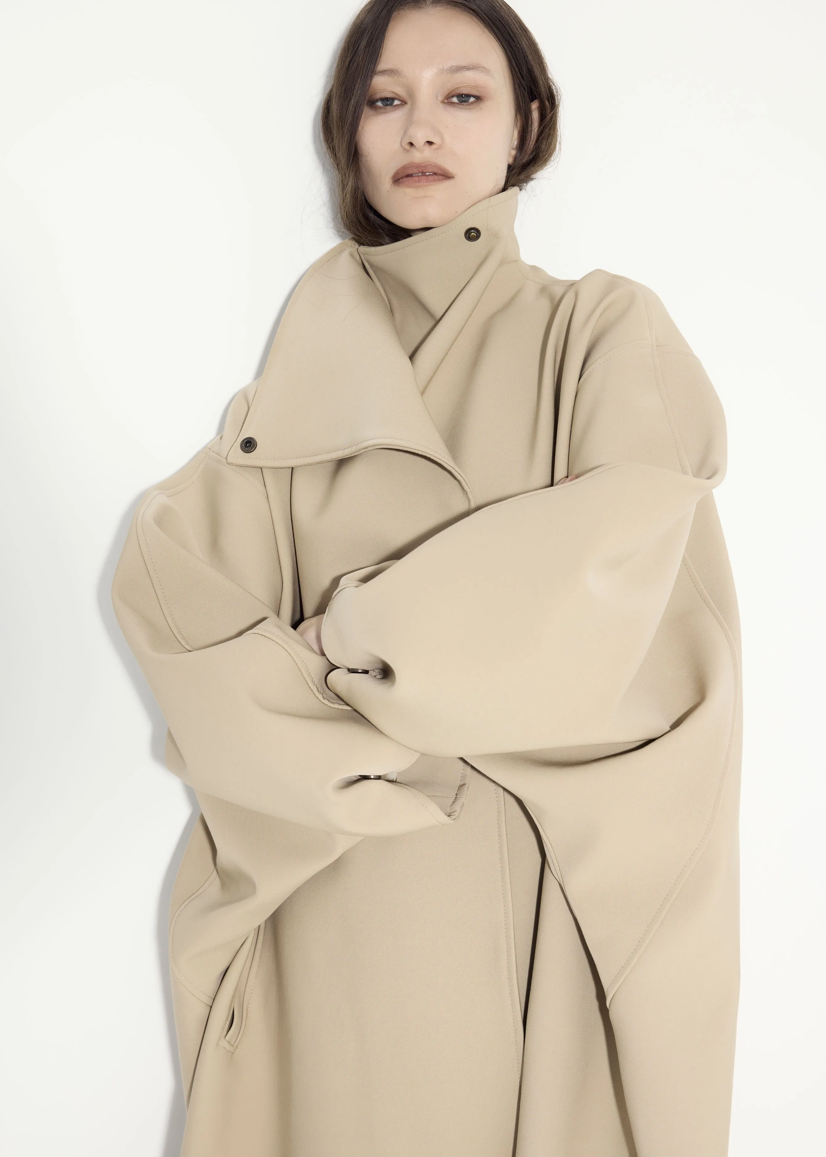 Mia Coat in beige - Mid-Season