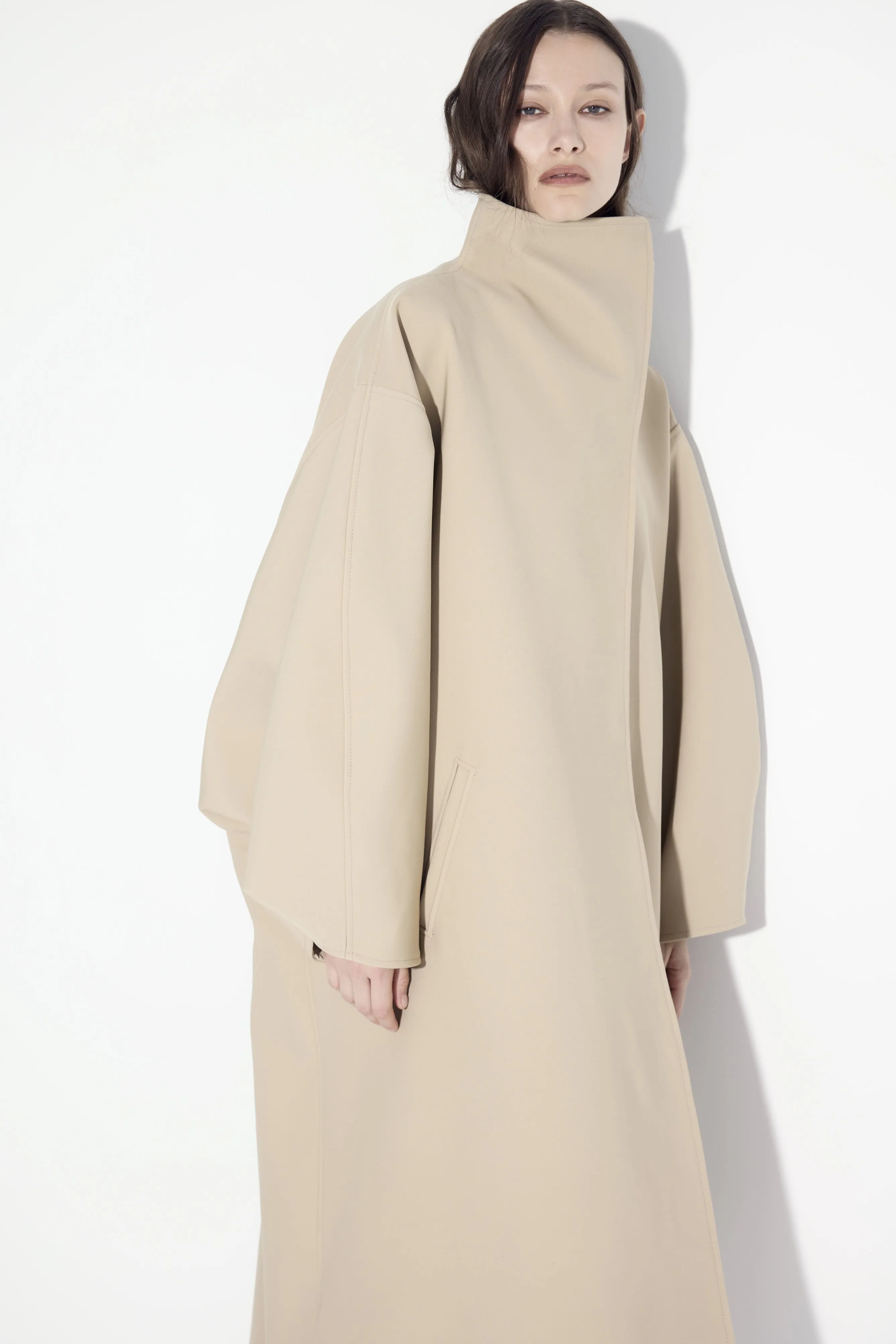 Mia Coat in beige - Mid-Season