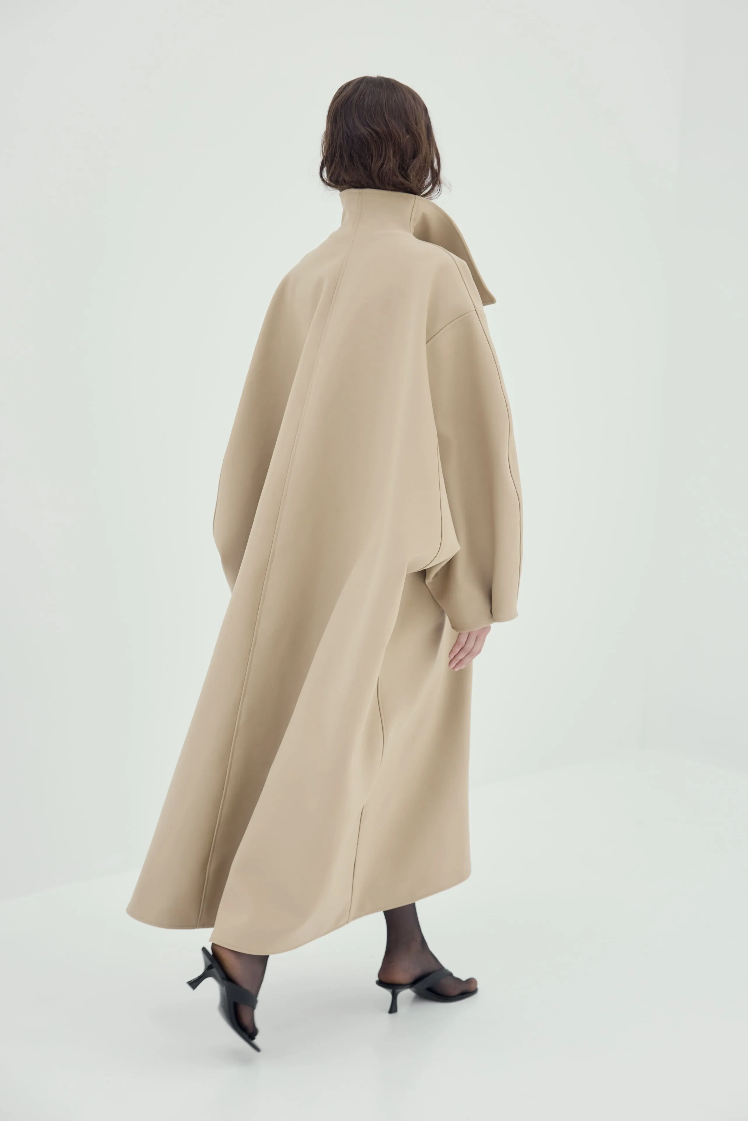 Mia Coat in beige - Mid-Season