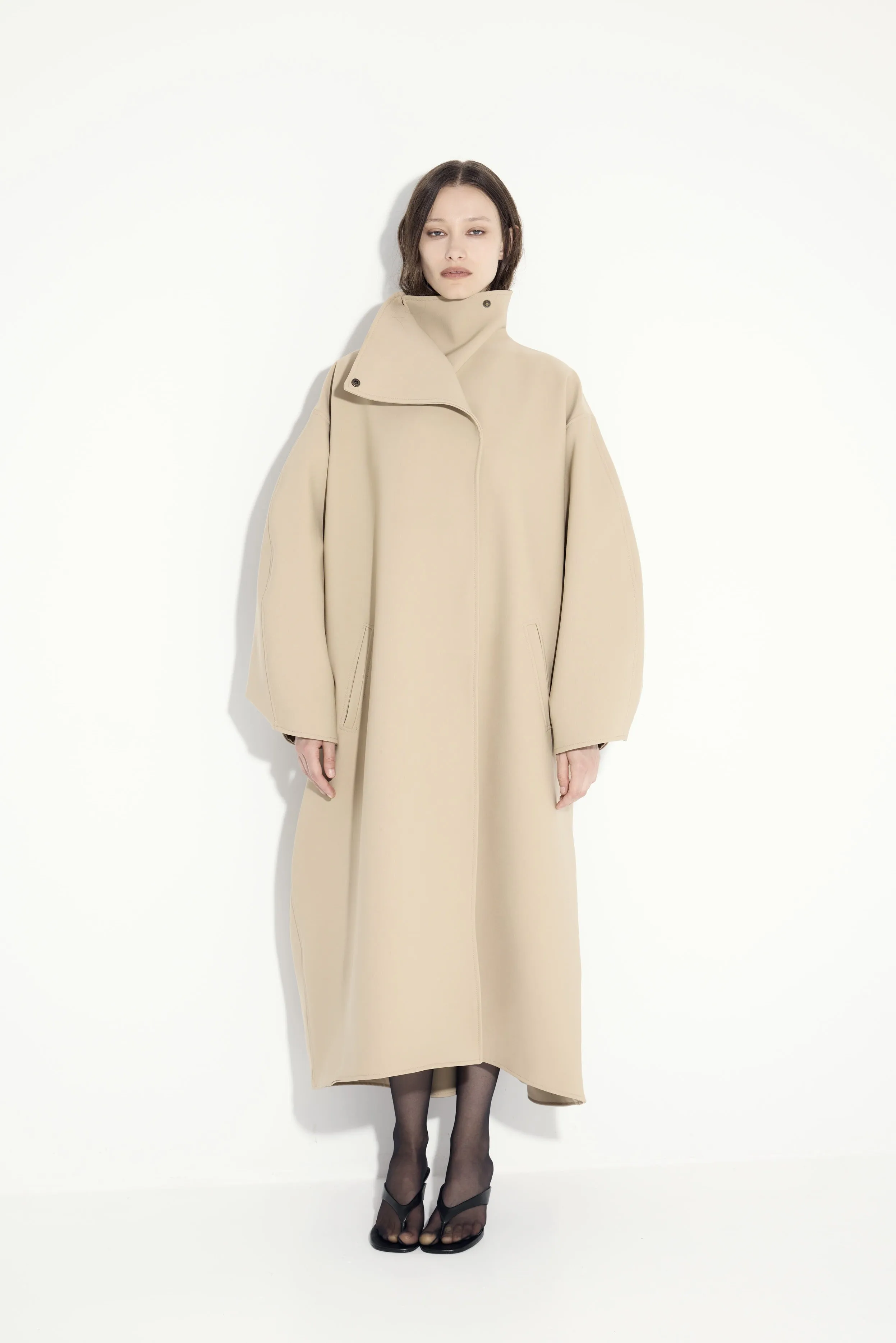 Mia Coat in beige - Mid-Season