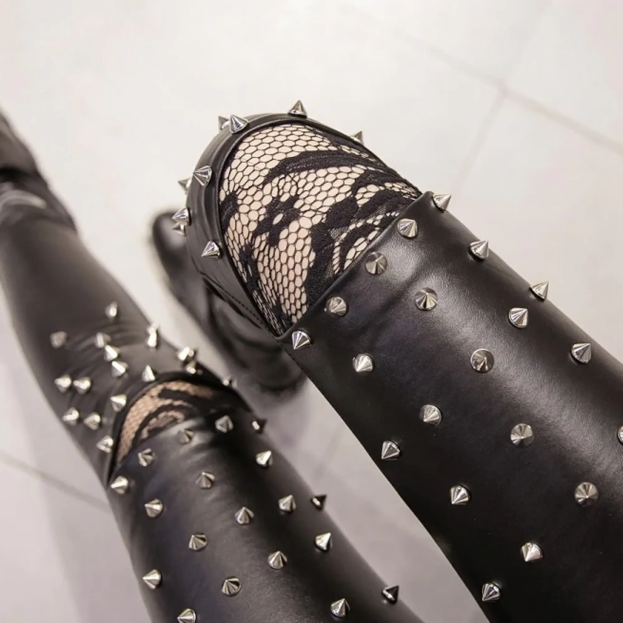 Women's Winter High-Waist Faux Leather Push-Up Leggings